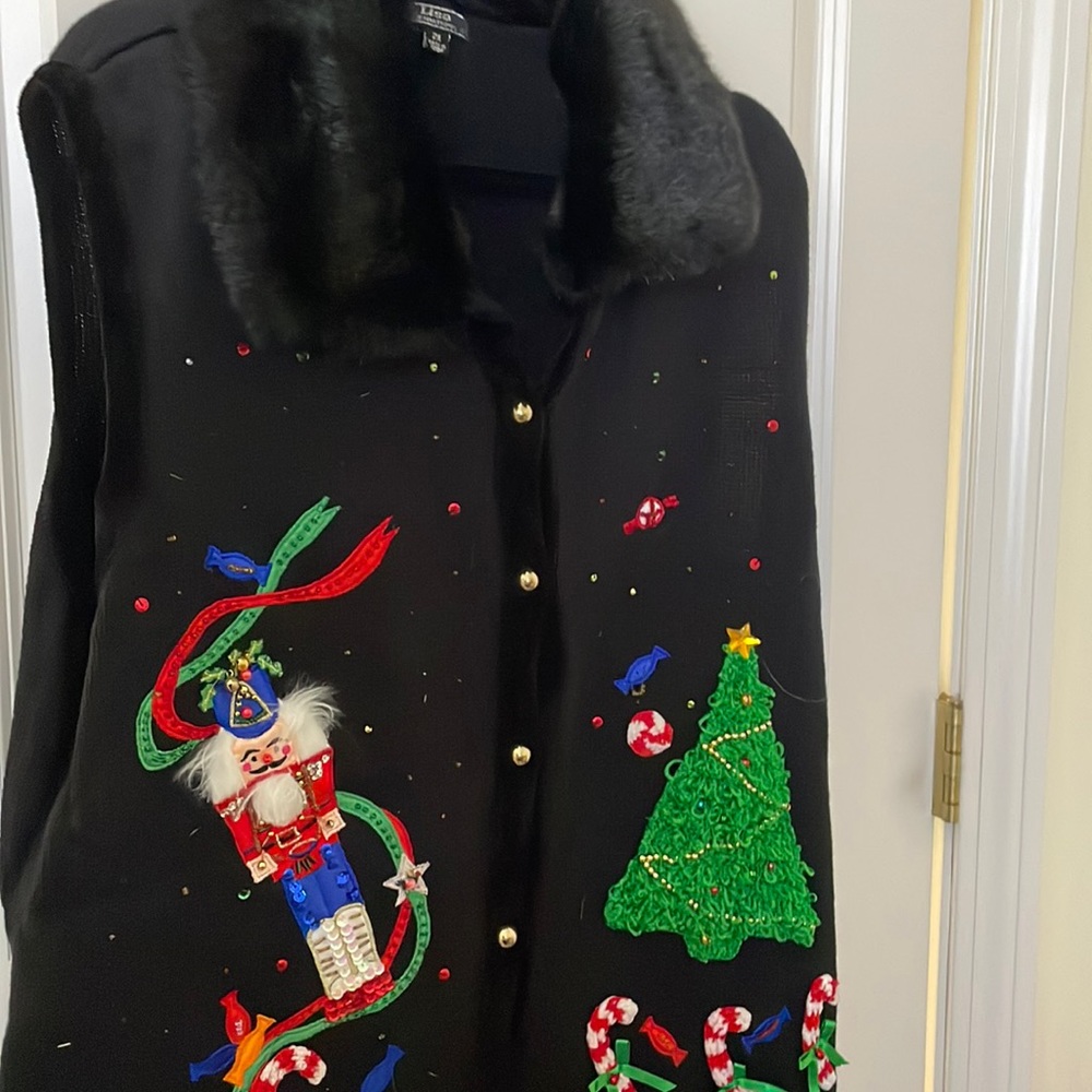 Lisa International Vest Womens Christmas Winter Nutcracker  Size 2x Black Button